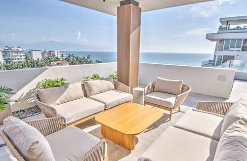 Bucerias Apartment | Mina 202: Golden Zone 2BR - 1 Block to Beach