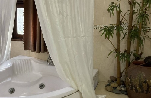 District 10 Hotel | Minh Chau Hotel