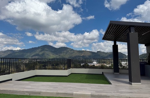 Santa Lucia Milpas Altas Apartment | Mirador Santo Tomás – Modern, minutes from Antigua