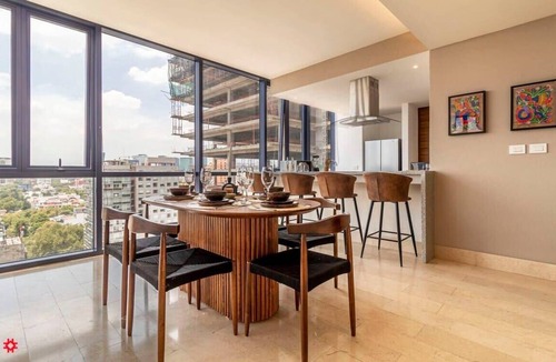 Granada Apartment | Miyana by Kukun | 3BR apartment