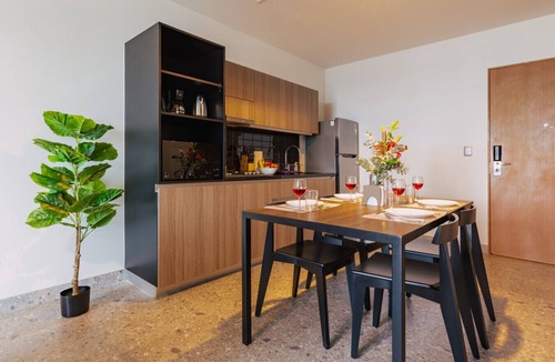 Miguel Hidalgo Apartment | Modern 1 BR Apartment with Skyline