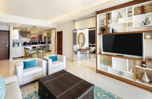 San Jose del Cabo Resort | Modern 1BR, 2BA Oceanview Suite in Cancun – Luxury & Comfort