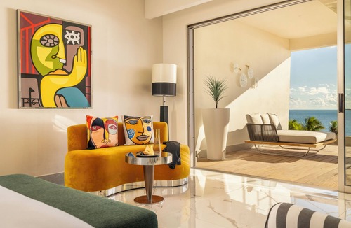 Puerto Juarez Hotel | Modern 1BR Oceanview Suite in Cancun – Romantic & Stylish Escape