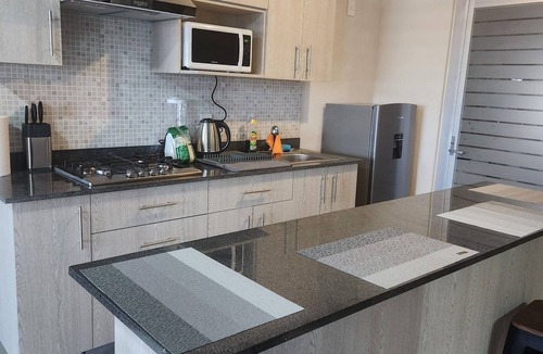 La Perla Condo | Modern 2BR Executive Apartment with Parking – Guadalajara
