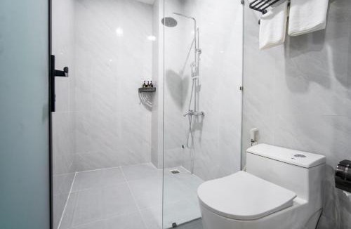 An Hai Đong Villa | Modern 3BR Beach Villa, Karaoke, Rooftop bar, BBQ