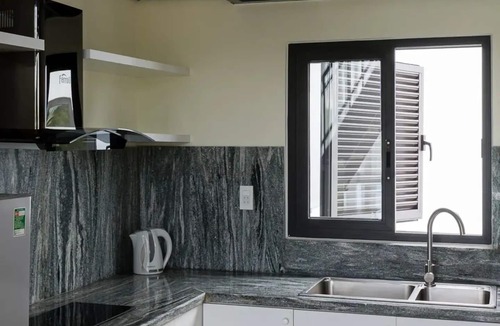 Ong Lang Apartment | Modern and comfortable home