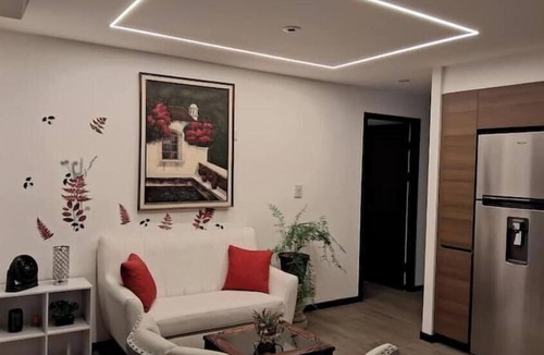 Zona 10 Apartment | Modern Apartment in Zone 10 | 10 Minutes from the Airport