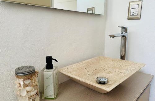 Ixtapa Apartment | Modern apartment in the Ixtapa hotel area