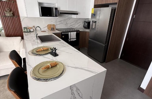 Zona 15 Apartment | Modern Apartment with Pool & Gym Zona 15
