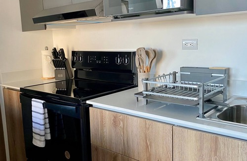 Zona 10 Apartment | Modern Apt z:10+jacuzzi+laundry+AC+GYM@GTCity