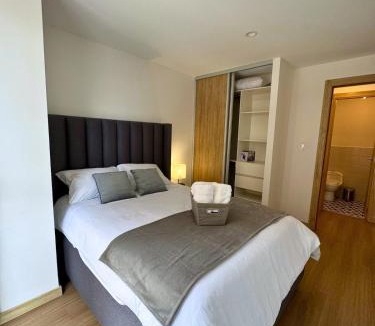 Zona 4 Apartment | Modern Apt in Zone 4 - Art District