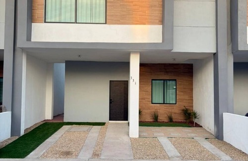 La Paz House | Modern house with 3 bedrooms, pool, La Paz BCS