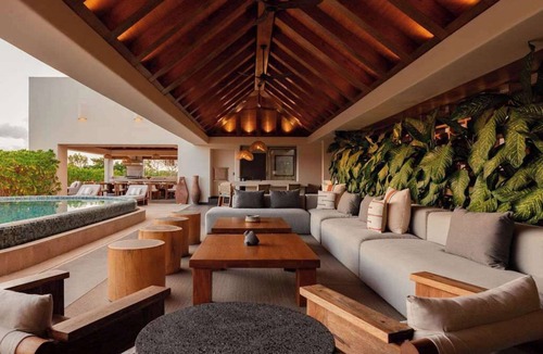 Zama House | Modern Jungle Villa | Rooftop Pool Lounge