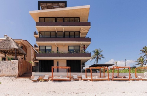 Tulsayab Condo | Modern Ocean Front 2 BR by BT Homes