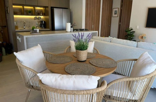 Zapopan Apartment | Modern retreat: warm design, great view, and comfortable