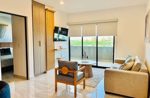Villa Marina Condo | moderno con alberca cerca de la playa by Gpsrentas