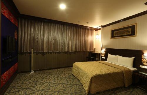 North District Hotel | Monalisa Hotel