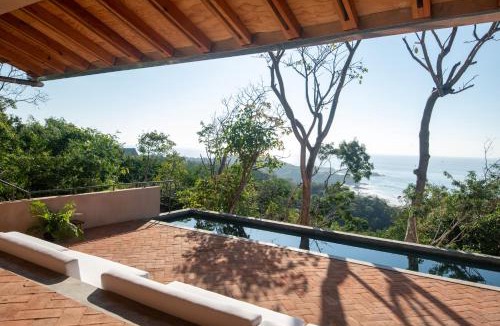 Santa Maria Tonameca Villa | Monte LaLaLa - Eco Lodge in Mermejita