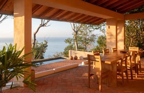 Santa Maria Tonameca Villa | Monte LaLaLa - Eco Lodge in Mermejita
