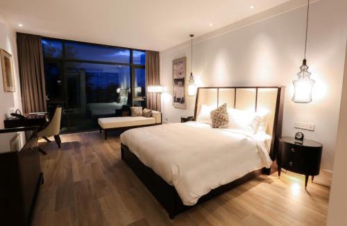 Tan Luu Resort | Montgomerie Links Hotel & Villas