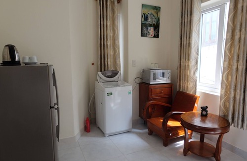 Tran Phu Beach House | Moon house tropical garden - Lavender