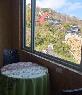 Ren'ai Bed & Breakfast | Moose & Squirrel