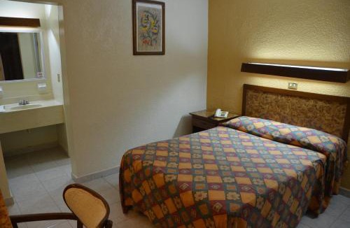 Acuna Hotel | Motel los Alpes