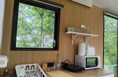 Fuxing District Cabin | Mountain Sunshine Village 1 by Tiny Away (Rgyax Wagi 山曦小屋 1)
