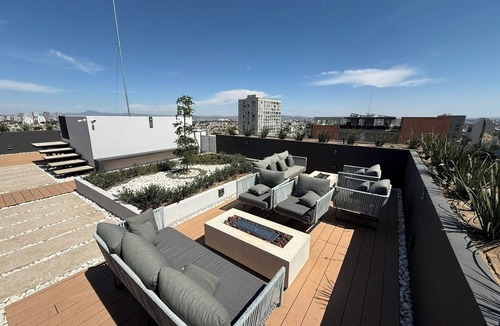 Lafayette Apartment | Mr. W | Cozy and Modern Loft at Torre Scala