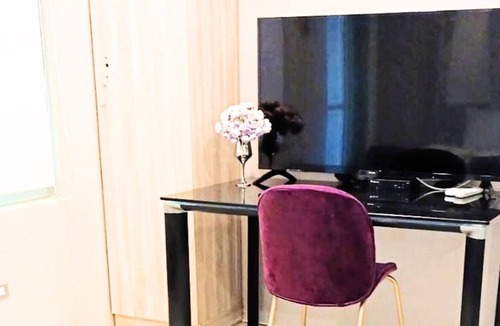 Zhongshan Apartment | 【MRT 5 Bedrooms Apartment in center of Taipei】MRT in 1 min . Monthly stay only.