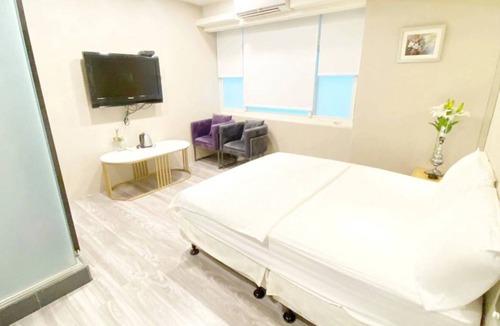 Zhongshan Apartment | 【MRT Quiet Room】Monthly Stay