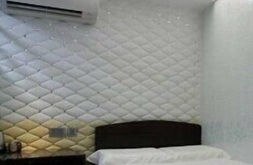 Mong Kok House | MTR Mong Kok Comfy Studio for 2-Y1