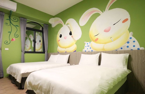 Zhiben House | Mushroom Castle Guesthouse