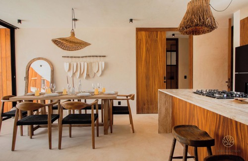 La Veleta Condo | Muunek by Landboutique