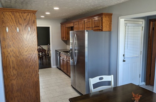 Jackson House | N. Jackson 3BR Oasis - Walk to Stores & Food