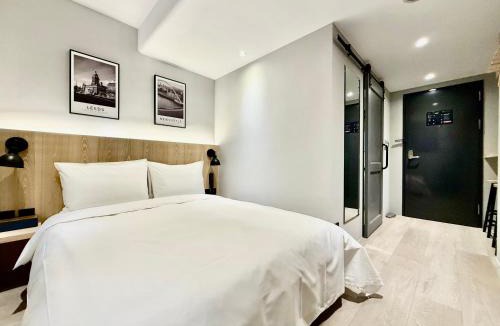 University District Hotel | N2 Hotel