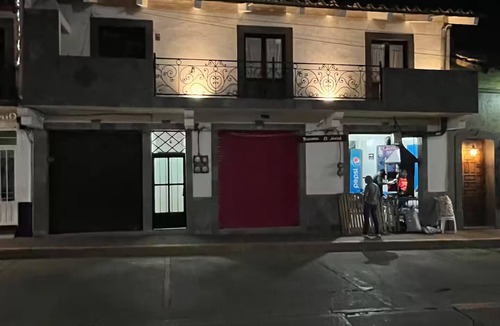 Zacatlan House | Nahualli Hospedaje Boutique/5 recámaras céntrico