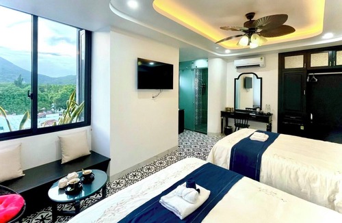 Con Son Hotel | Nereus Hotel