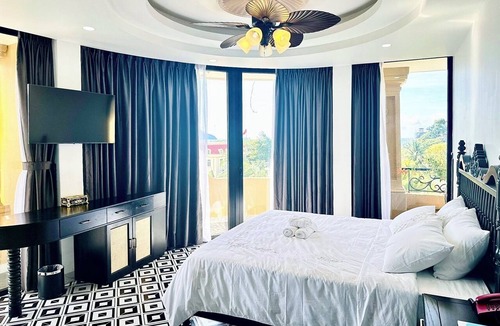 Con Son Hotel | Nereus Hotel