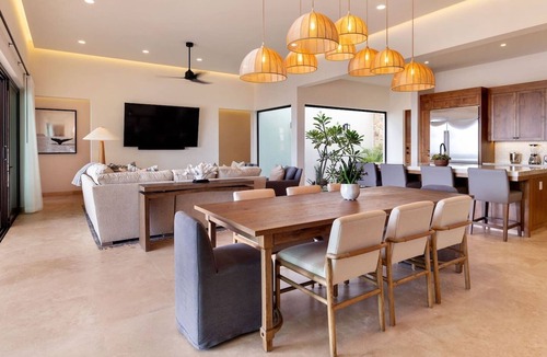 Los Cangrejos II y III Villa | New 4BR Ocean View Villa with Airport Transport
