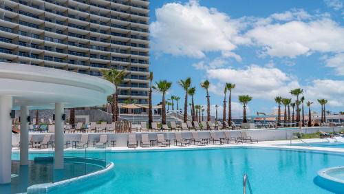 Ferrocarrilera House | New Beachfront Resort Offering Luxury & Incredible Views