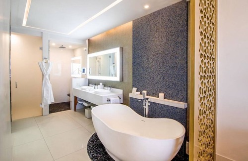Rancho Cerro Colorado Resort | New Year2Br3Ba Suite in Exclusive Garza Blanca Resort & Spa Los Cabos