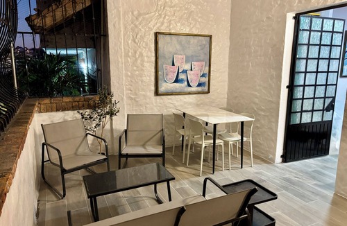 Alta Vista Apartment | Newly renovated large studio B1 in a Zona Romantica, sleeps 2 to 4