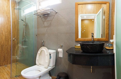Trung Chanh Hotel | Nguyen Thai 2 Hotel