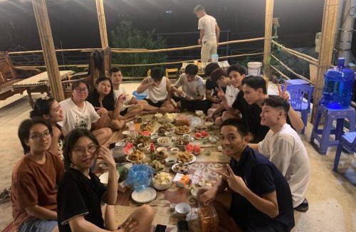 Trung Khanh House | Nhà Cổ Bản Giốc Homestay - Làng đá Khuổi Ky