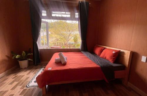 Phuong 10 Ski Chalet | Nhà nắng xinh