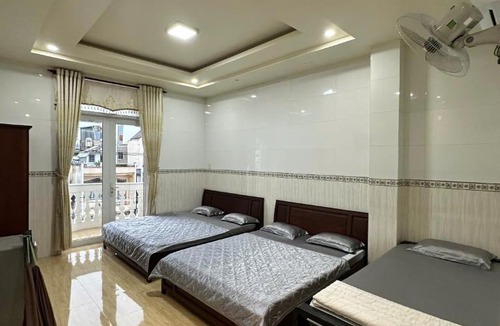 Nui Sam Hotel | Nhà Nghỉ Kim Chi - Trung tâm Miếu Bà Núi Sam