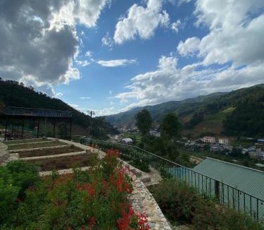 Mu Cang Chai Hotel | Nhà trên đồi - Windy Hill