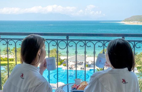 Nha Trang Resort | Nha Trang Marriott Resort & Spa, Hon Tre Island
