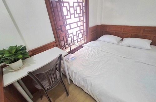 Phu Nhuan Apartment | Nice 1BR Plus Apart Private Kitchen At 2nd Floor Near Canal